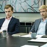 Will Tudor y Harry Lawtey en 1x03 'Notting Hill' de 'Industry'