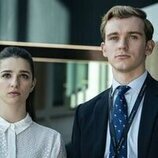 Marisa Abela y Harry Lawtey en 1x04 titulado 'Reunión' de 'Industry'