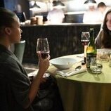 Marisa Abela y Myha'la Herrold en Capítulo 5 titulado 'Temporada de Cocina' de 'Industry'