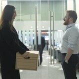 Marisa Abela y Conor MacNeill en 2x06 'A punto de doler' de 'Industry'