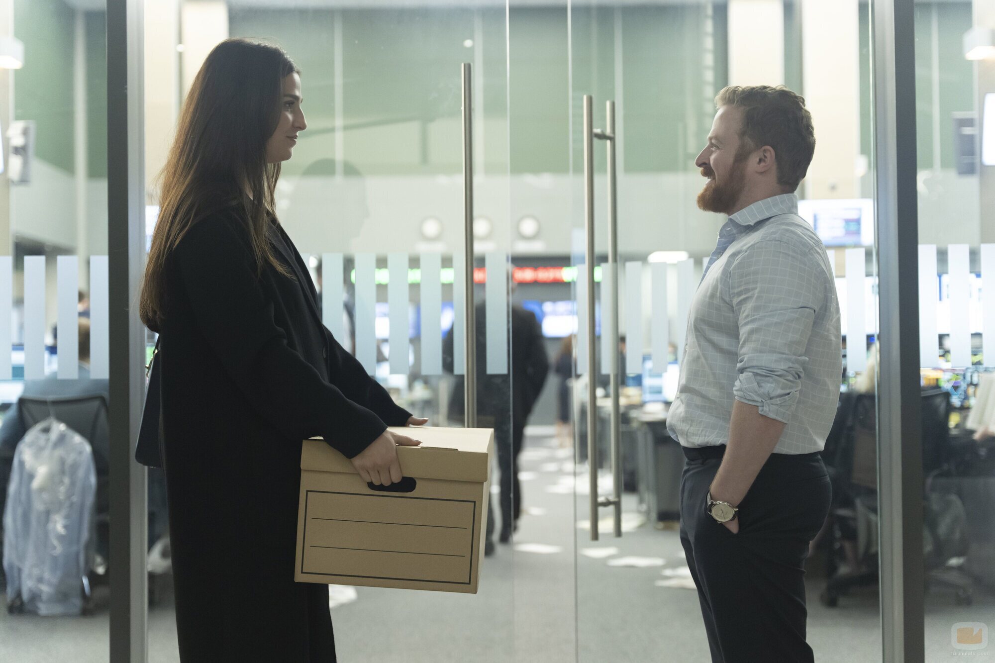 Marisa Abela y Conor MacNeill en 2x06 'A punto de doler' de 'Industry'