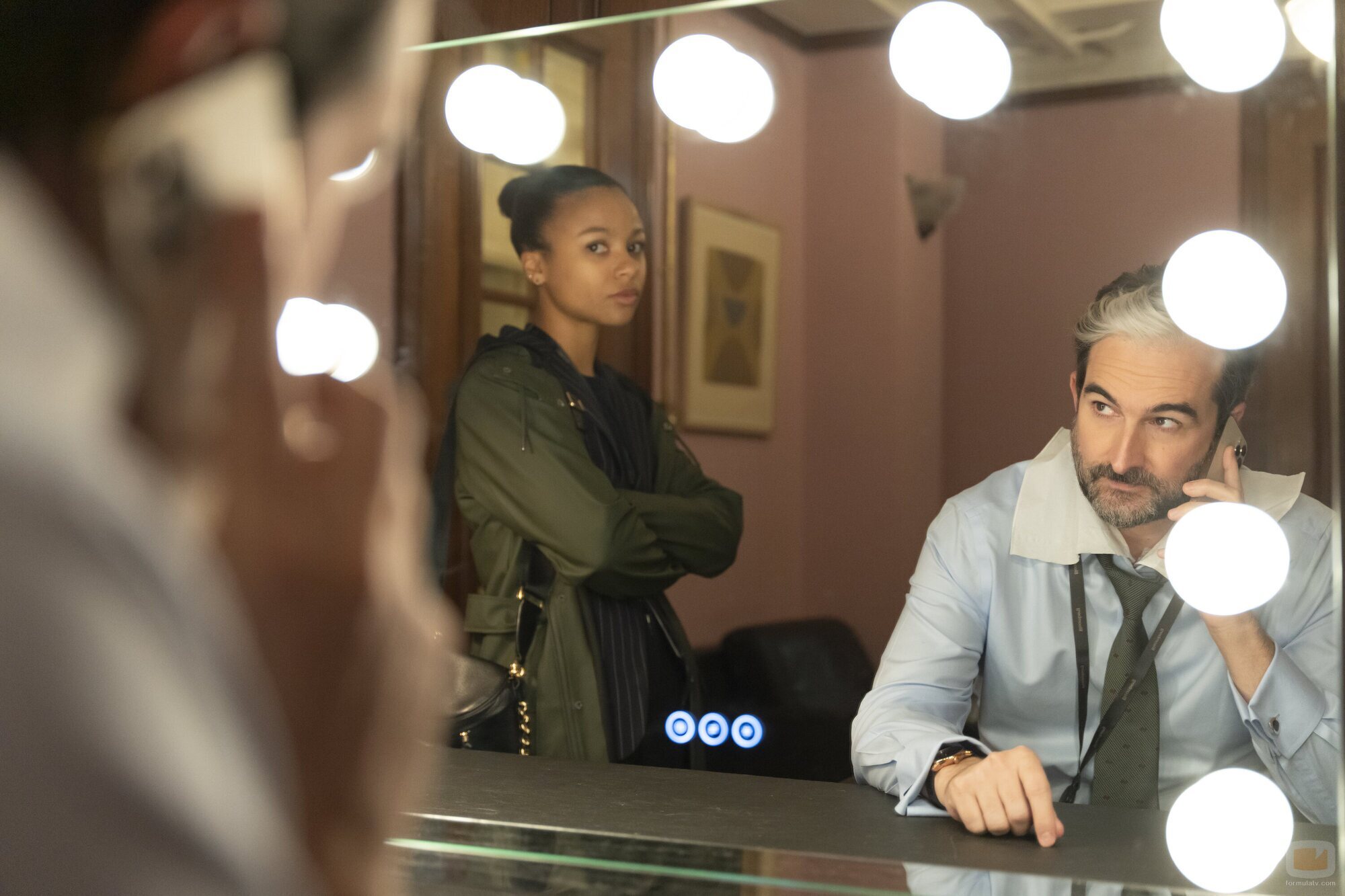 Jay Duplass y Myha'la Herrold en el 2x06 de 'Industry'