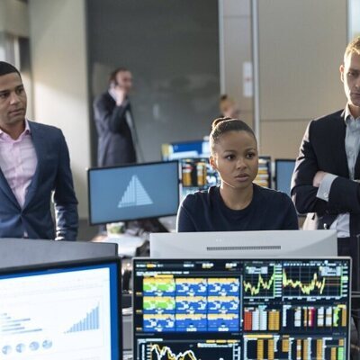 Foto de 2x06 'A punto de doler' de 'Industry'