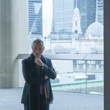 Ken Leung en 2x07 titulado 'El lobo solitario y su cachorro' de 'Industry'