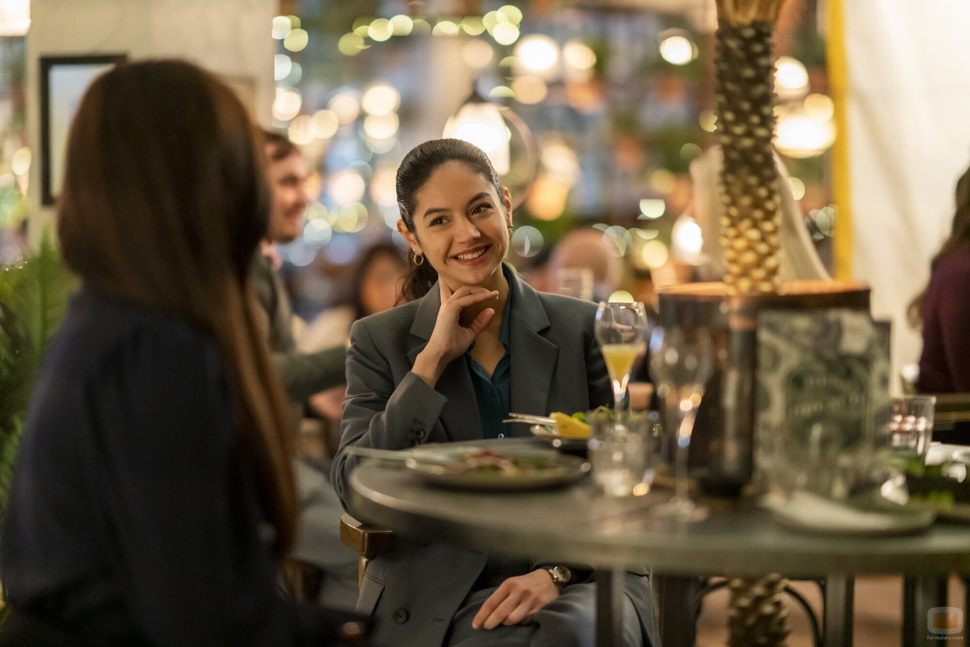 Indy Lewis en Capítulo 8 titulado 'Jerusalén' de 'Industry'