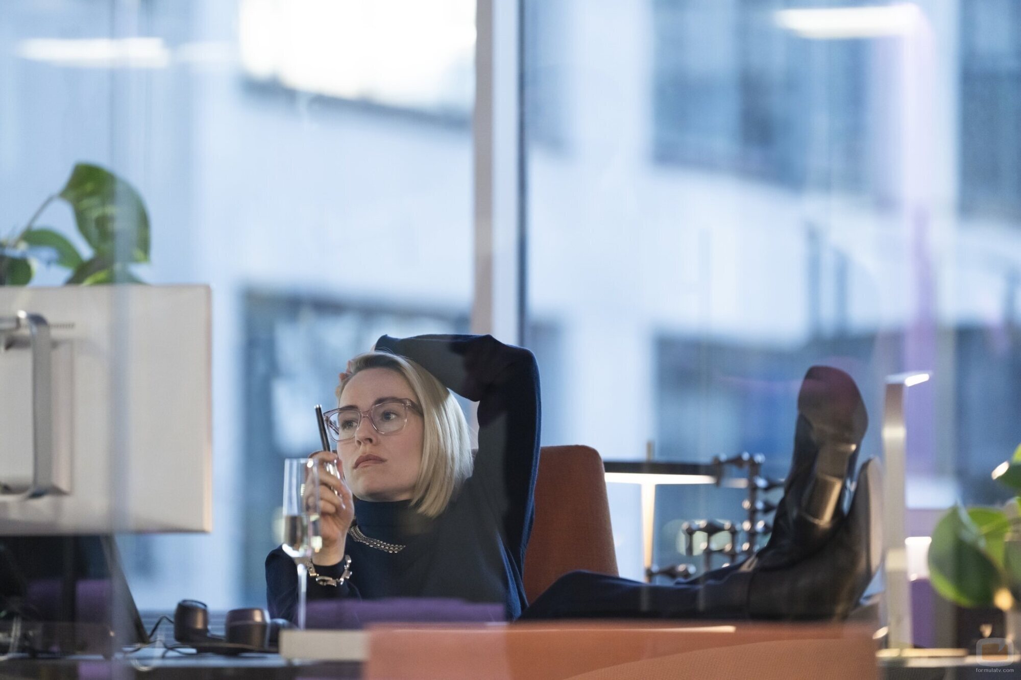 Sarah Goldberg en 3x02 titulado 'Humo y Espejos' de 'Industry'