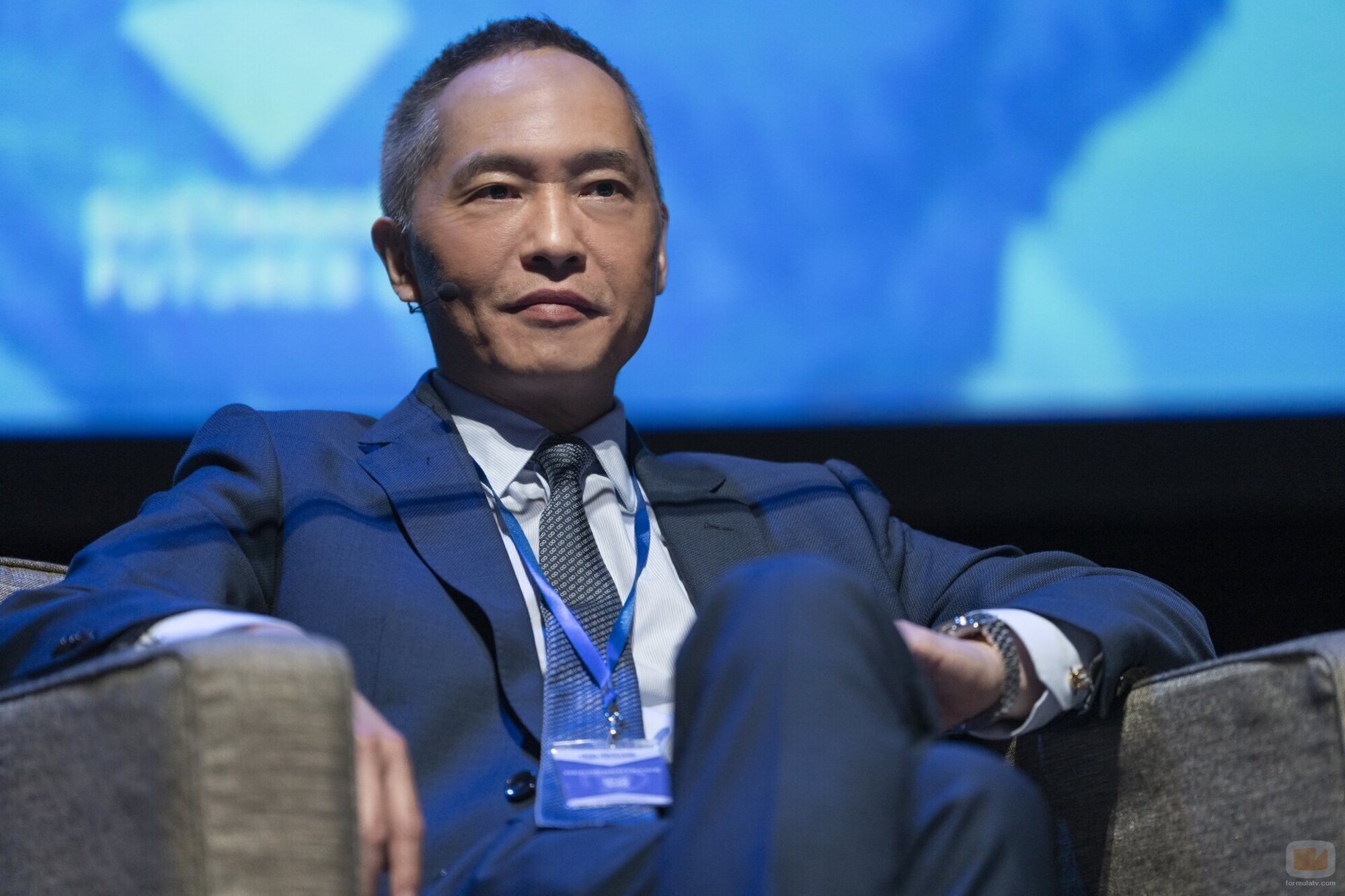 Still de Ken Leung en 'Cambio Climático' de 'Industry'