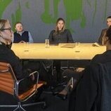 Freya Mavor y Conor MacNeill en Capítulo 6 titulado 'Nikki Beach, o: Muchas Maneras de Perder' de 'Industry'