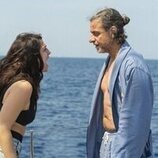 Adam Levy y Marisa Abela en Capítulo 6 titulado 'Nikki Beach, o: Muchas Maneras de Perder' de 'Industry'