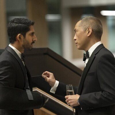 Ken Leung y Sagar Radia en 3x07 'Idiota Útil' de 'Industry'