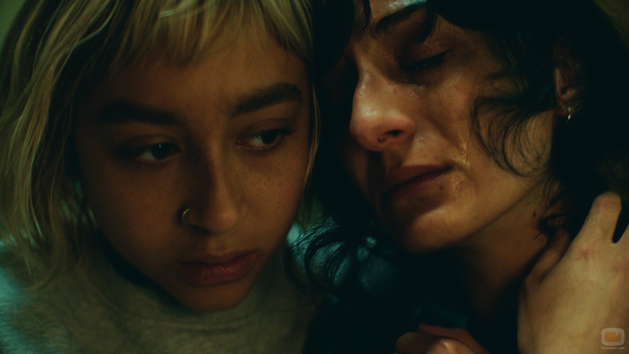 Samirah Breuer y Safak Sengül en 1x05 titulado 'Efectos secundarios' de 'Krank: Berlín al límite'