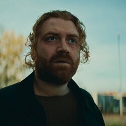 Aram Tafreshian en el 1x07 de 'Krank: Berlin'