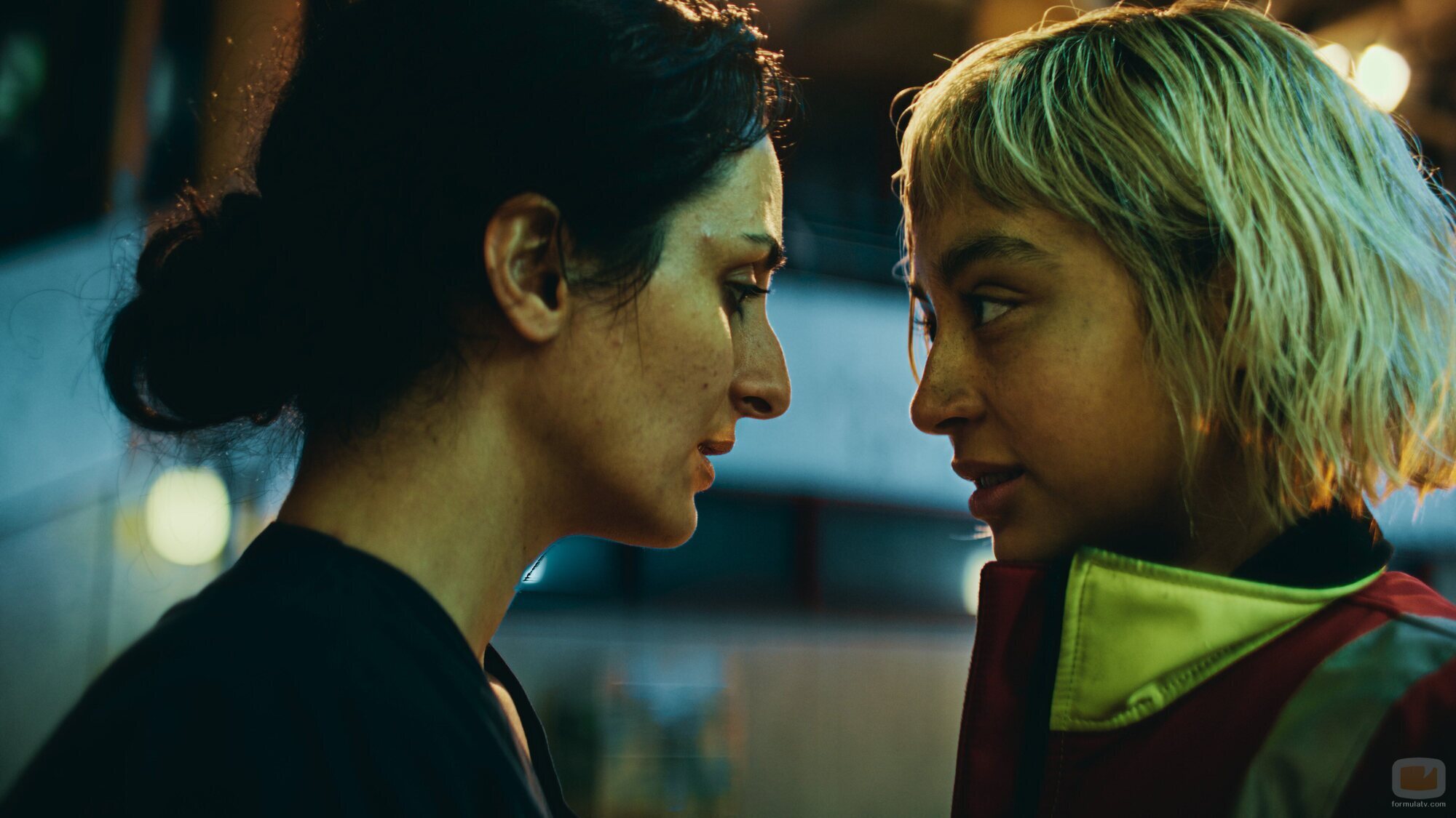 Samirah Breuer y Safak Sengül en 1x08 'Remisión' de 'Krank: Berlín al límite'