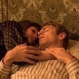 Patrick Criado y Laia Manzanares en 1x02 titulado 'La tanqueta' de 'La canción'