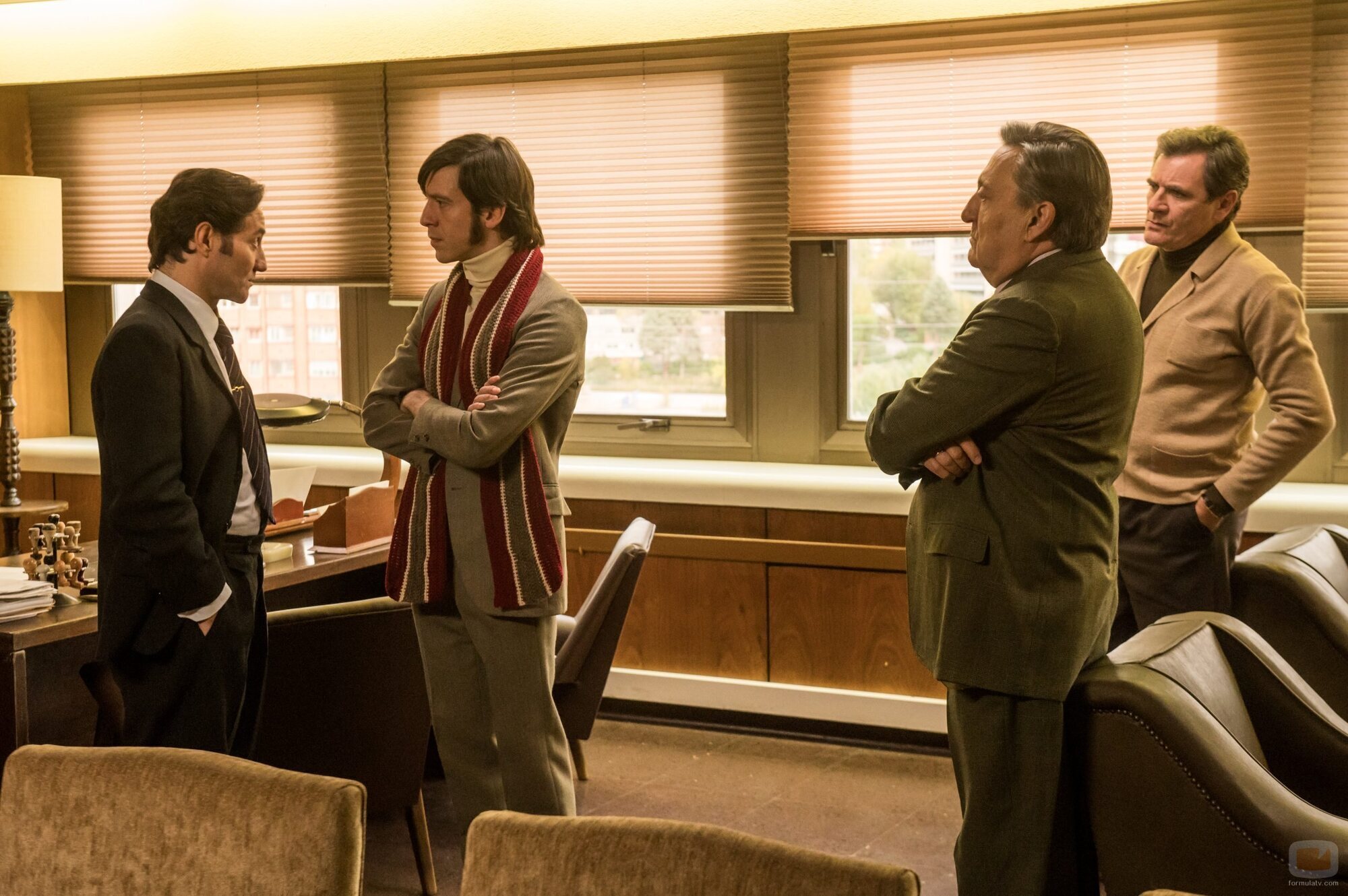 1x02 'La tanqueta' de 'La canción'