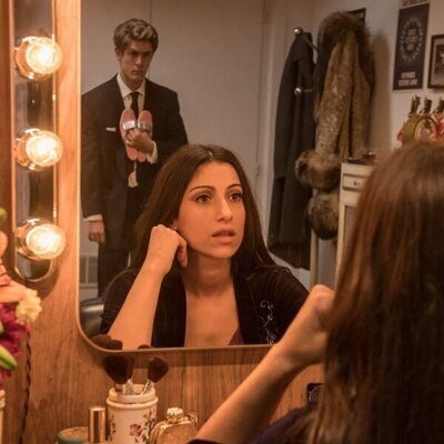 Patrick Criado y Carolina Yuste en la temporada 1 y el capítulo 03 de 'La canción'