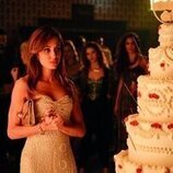 Hiba Abouk en el 1x01 de 'Eva & Nicole'