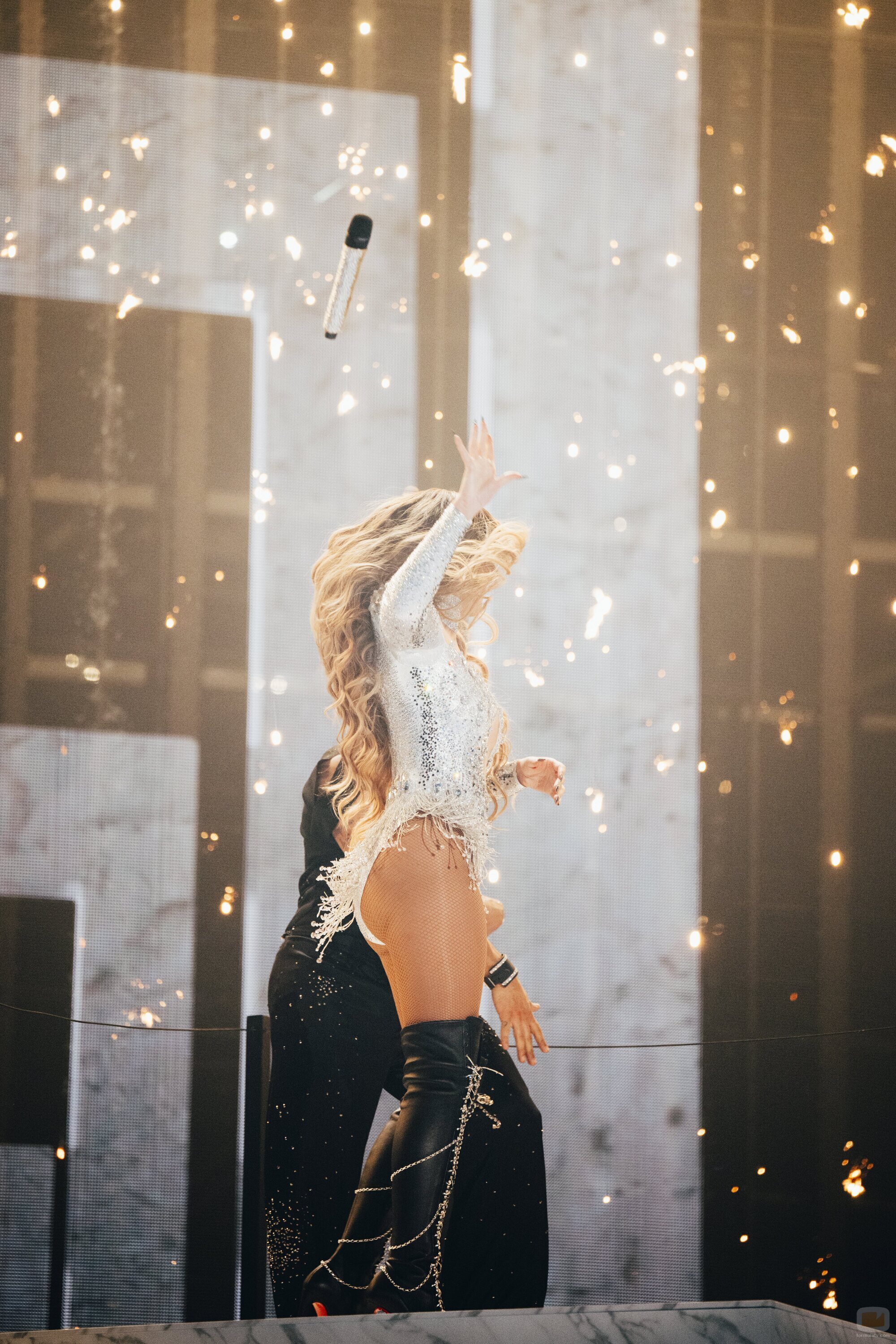 Melody suelta el micro en su ensayo de Eurovisión 2025