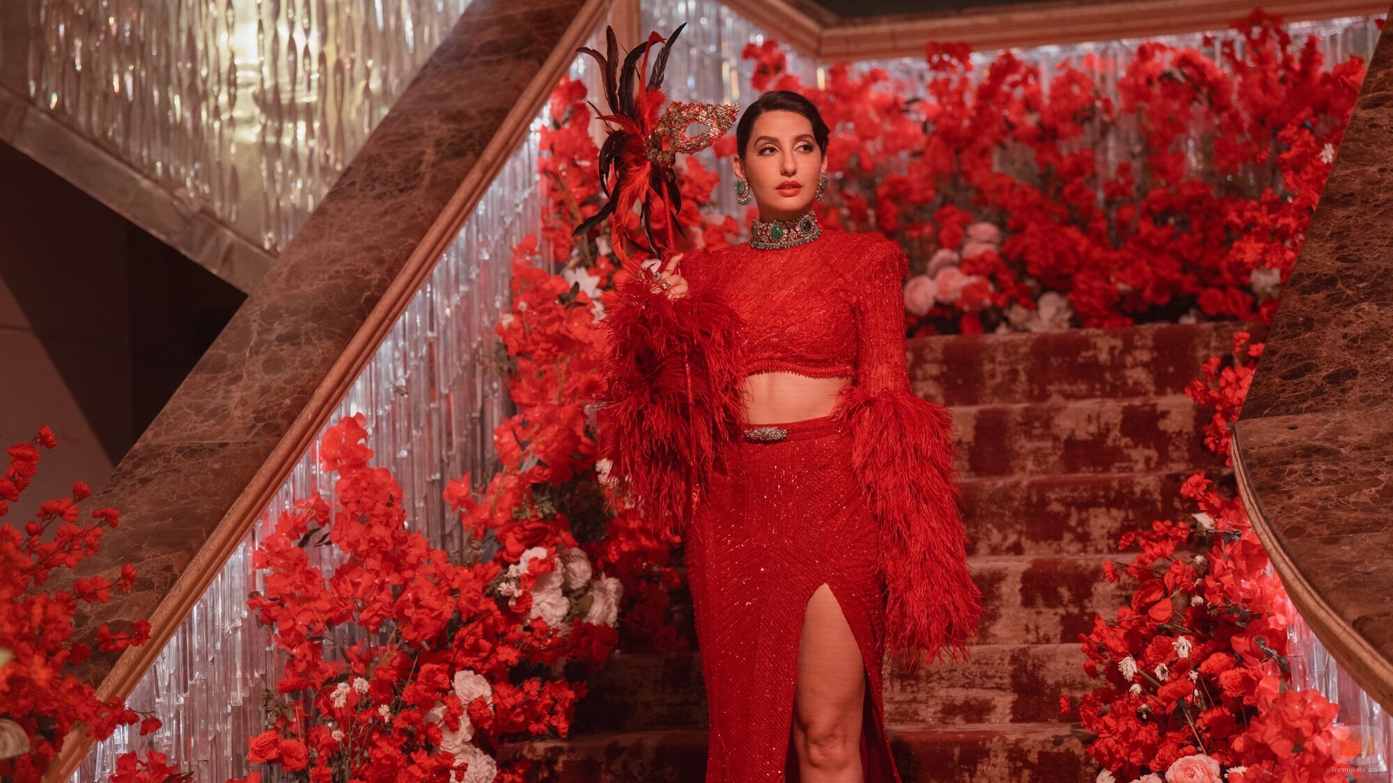 Capítulo 4 titulado 'Un baile inolvidable' de 'La realeza'