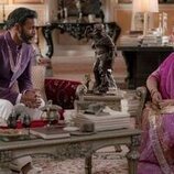 Sakshi Tanwar en Capítulo 7 titulado 'El marajá enamorado' de 'La realeza'