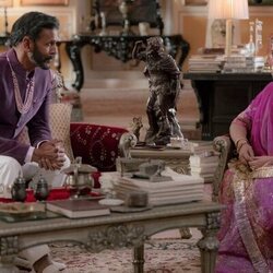 Sakshi Tanwar en Capítulo 7 titulado 'El marajá enamorado' de 'La realeza'