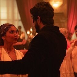 Bhumi Pednekar en 1x04 'Un baile inolvidable' de 'La realeza'