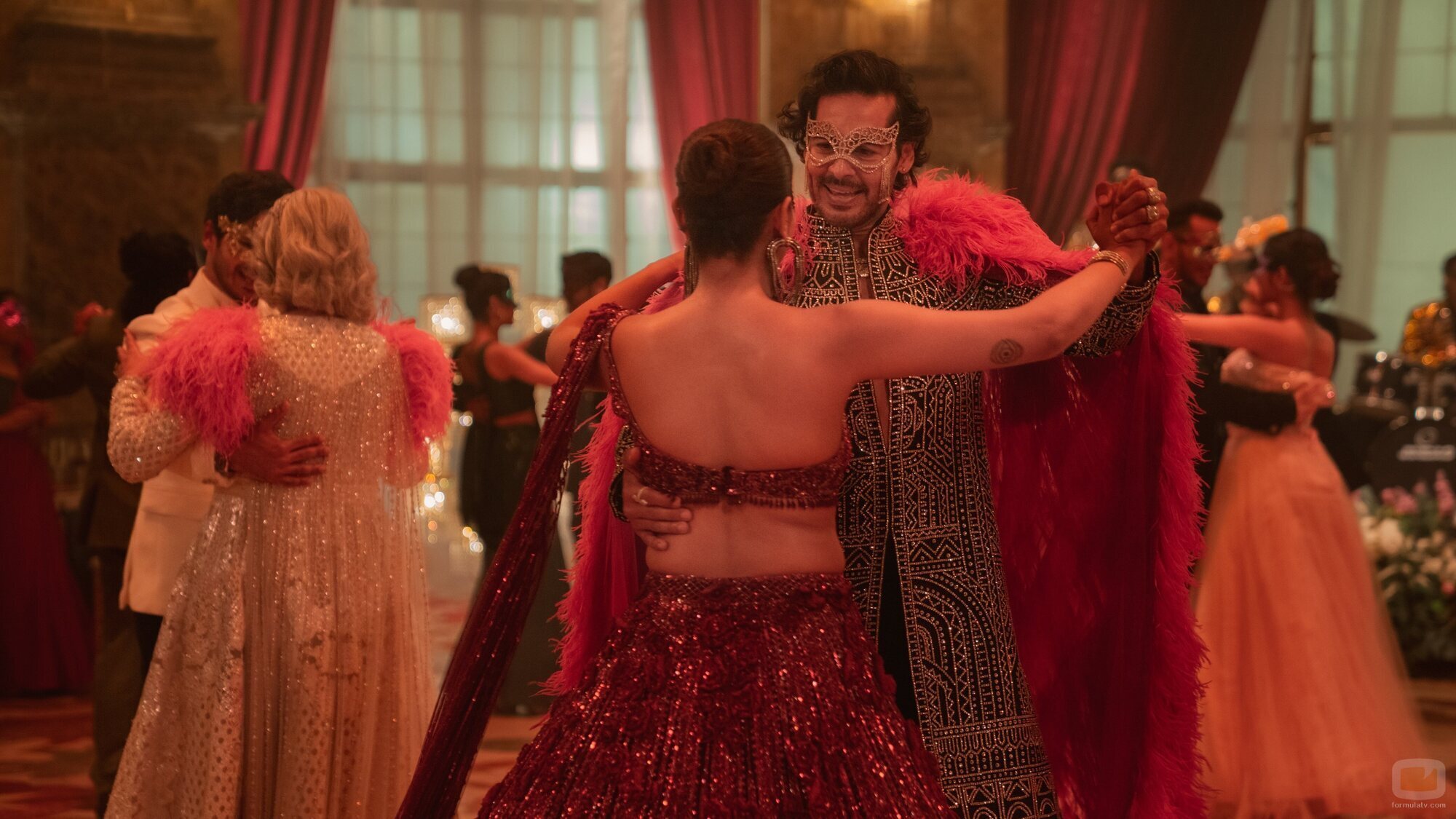 'Un baile inolvidable' de 'La realeza'