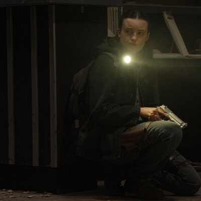 Escena de Bella Ramsey en 2x05 titulado 'El amor de ella' de 'The Last of Us'