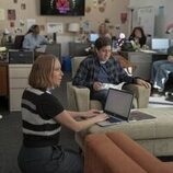 Hannah Einbinder en el 4x06 de 'Hacks'