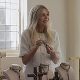 Kaitlin Olson en 'El bautizo' de 'Hacks'