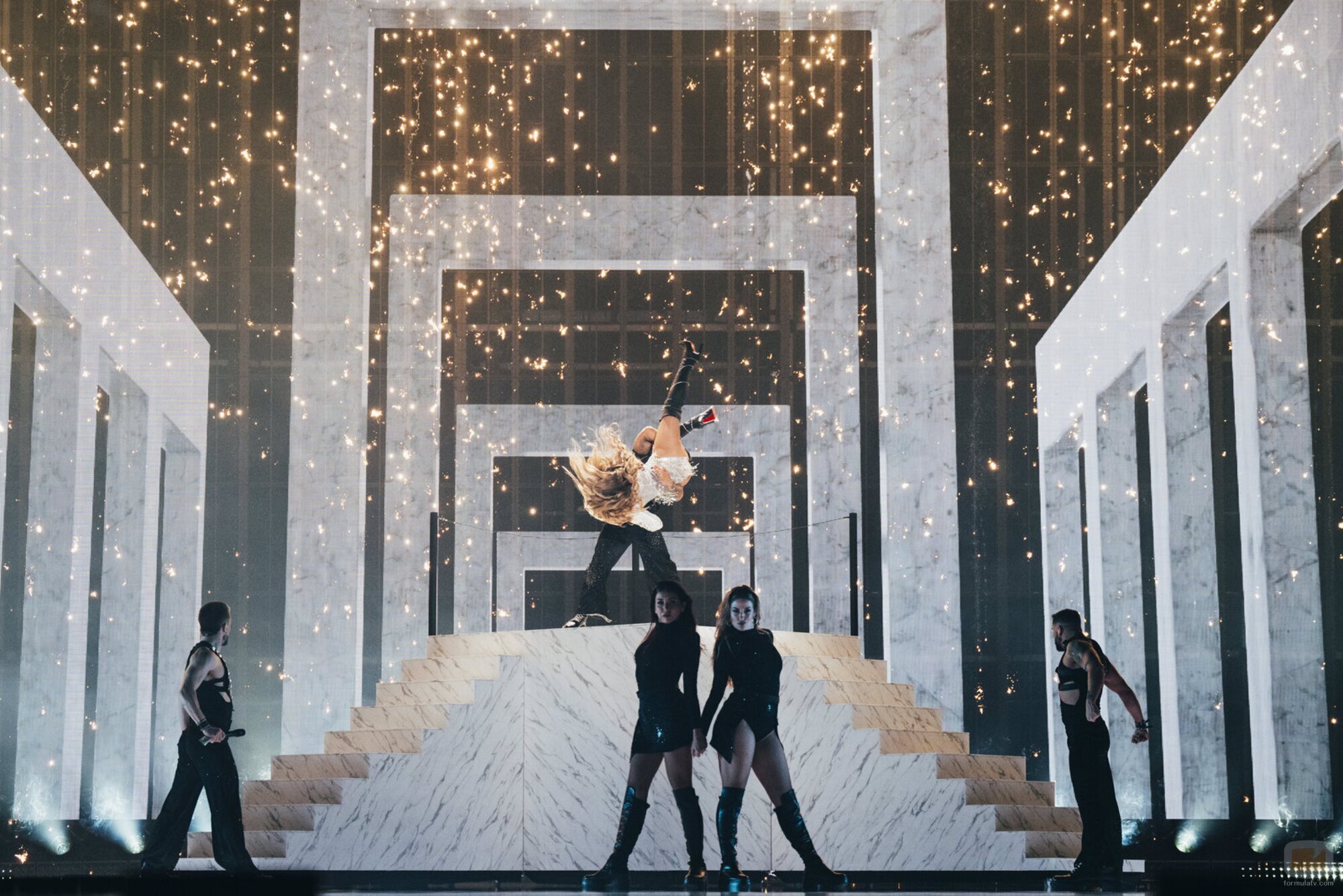 Melody canta 'Esa diva' en la Semifinal 1 de Eurovisión 2025