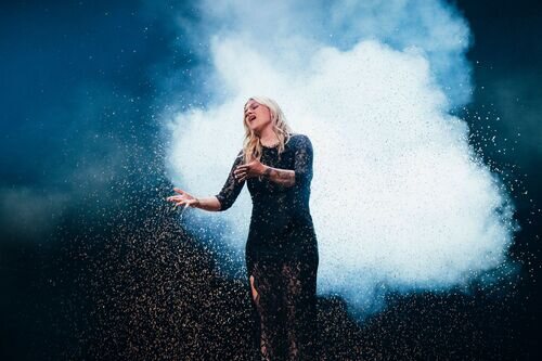 Louane (Francia), en la Semifinal 2 de Eurovisión 2025 