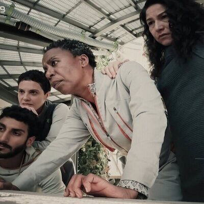 1x02 'Contacto visual' de 'Matabot'