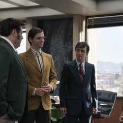 Rachel Hilson y Dan Tracy en 1x01 'Baltimore lo cambia todo' de 'Duster'