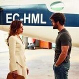 Hiba Abouk y Oliver Ruano en 1x02 'La Nuit de Eva' de 'Eva & Nicole'