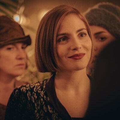 Andrea Duro en la temporada 1 y el capítulo 08 de 'La Favorita 1922'