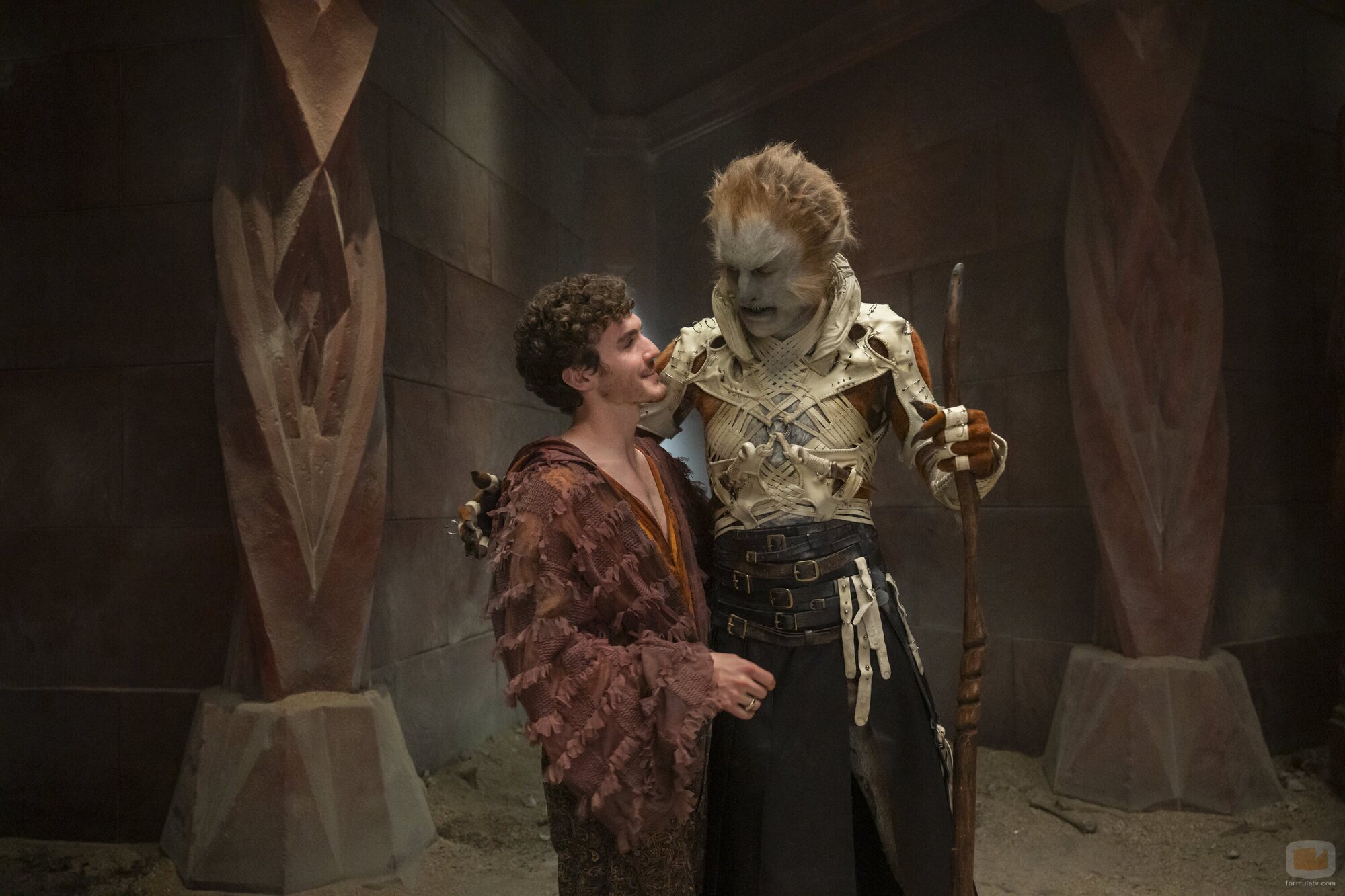 Dónal Finn en 3x08 titulado 'El que viene con el Alba' de 'La rueda del tiempo'