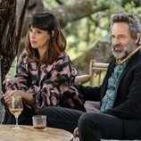 Gustavo Salmerón y Belén Cuesta en el 1x01 de 'Legado'