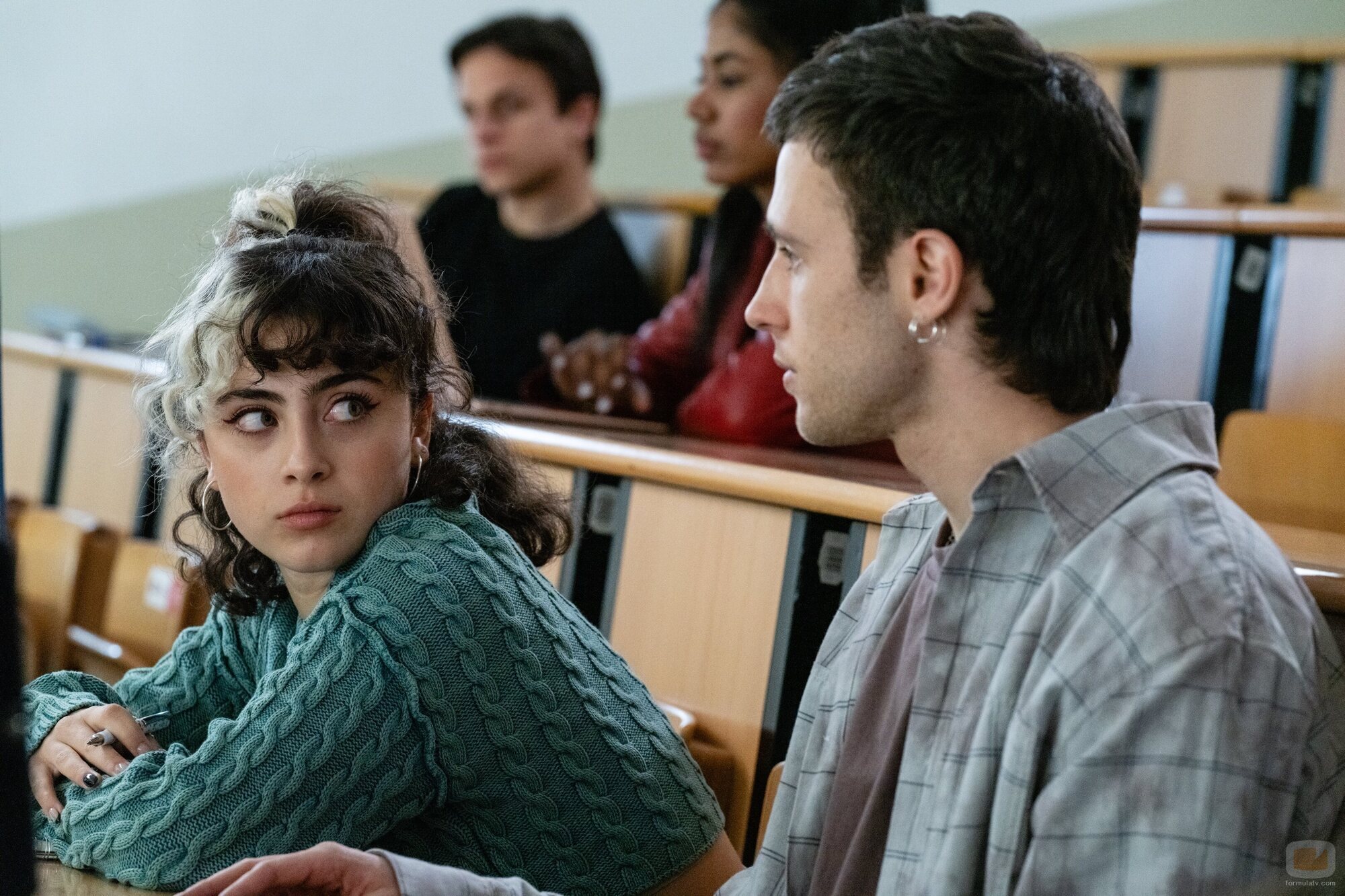 Iván Pellicer y María Morera en 1x01 'Volver' de 'Legado'