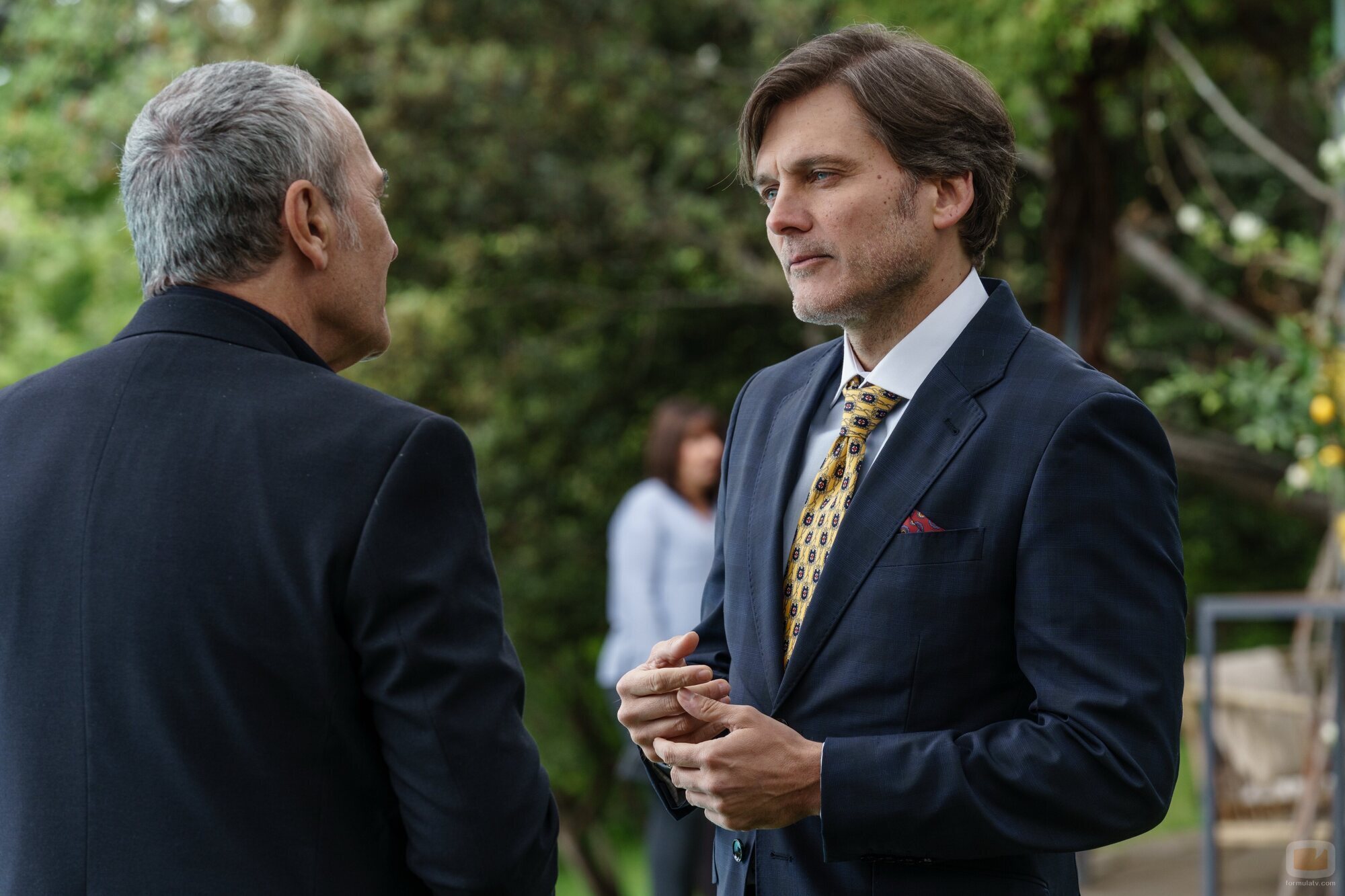 Salva Reina en 1x01 'Volver' de 'Legado'