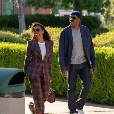 Karen Pittman y Wood Harris en 1x02 'Ghosting' de 'Por siempre'
