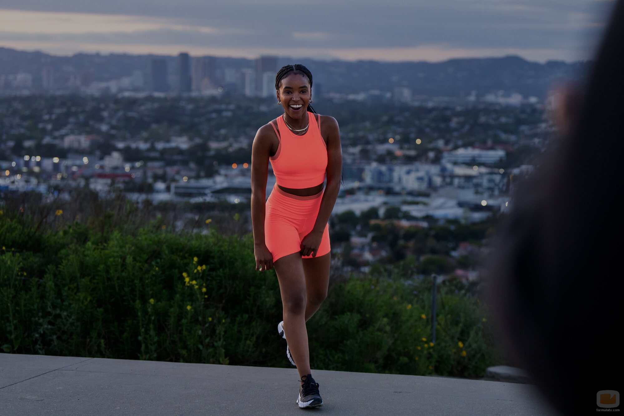 Foto de Lovie Simone en el 1x02 de 'Por siempre'