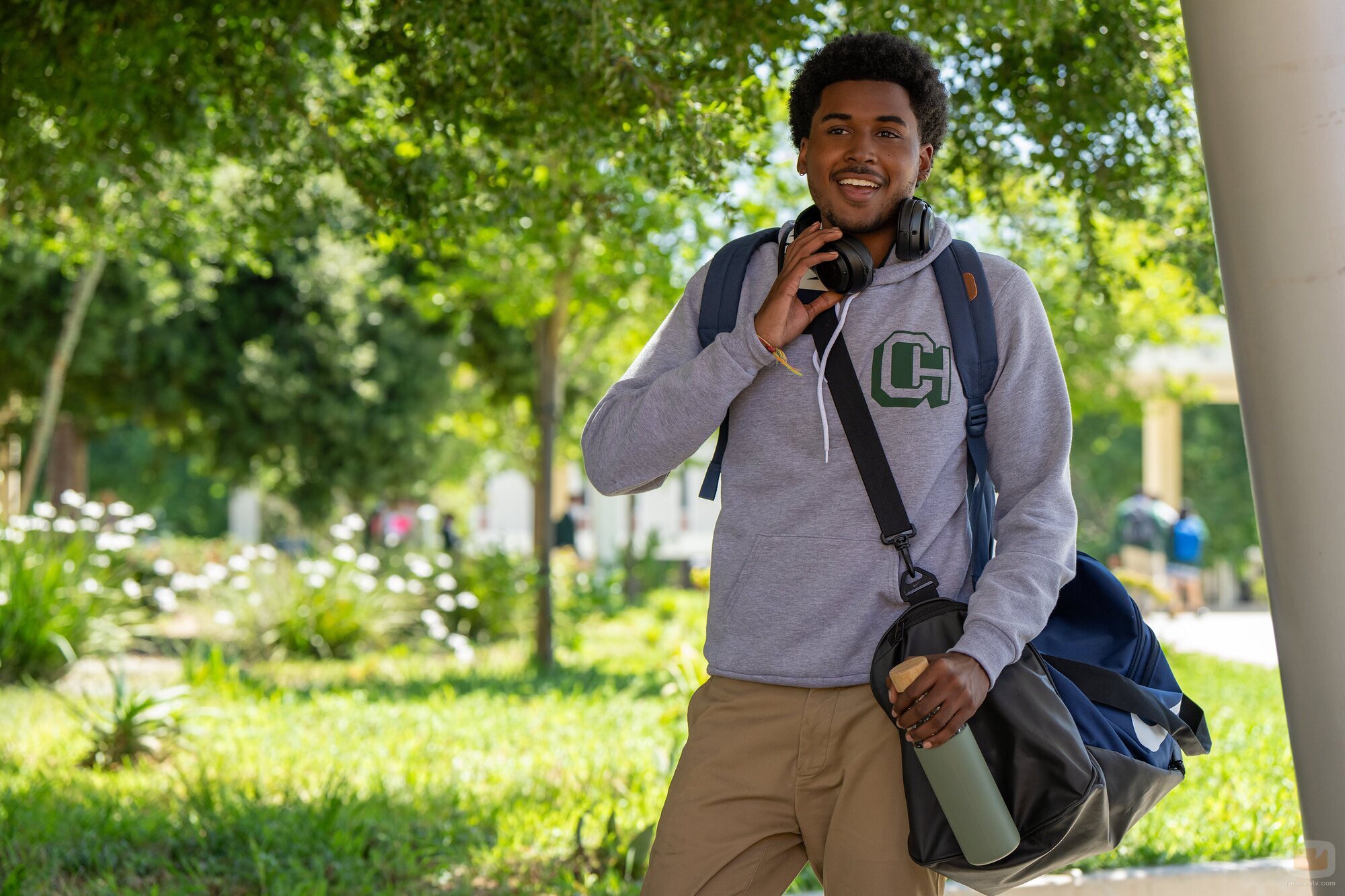Michael Cooper Jr. en 1x02 'Ghosting' de 'Por siempre'