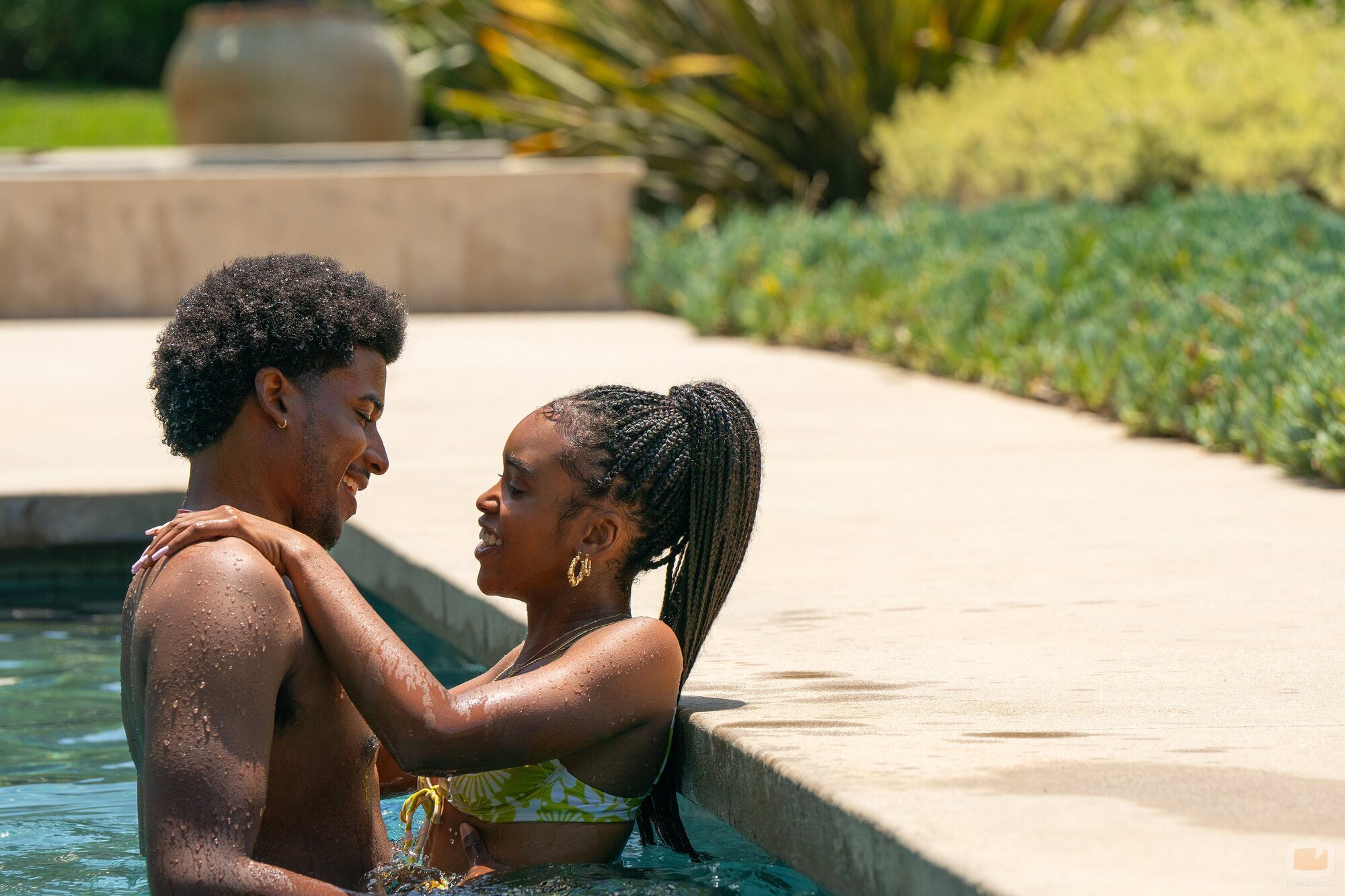 Lovie Simone y Michael Cooper Jr. en Capítulo 4 titulado 'Otra vez' de 'Por siempre'