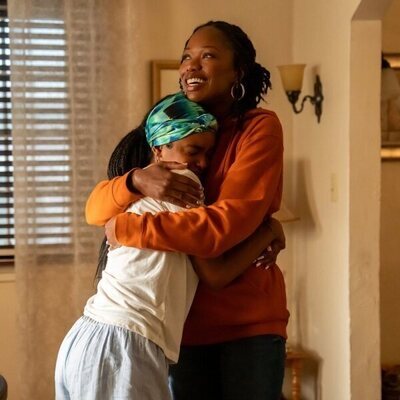 Xosha Roquemore y Lovie Simone en 'La luna de miel' de 'Forever'