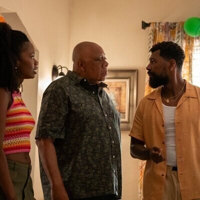 Xosha Roquemore en la temporada 1 y el capítulo 07 de 'Por siempre'