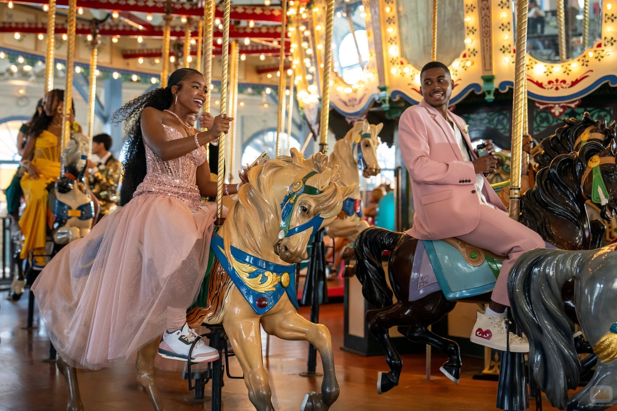 Lovie Simone y Michael Cooper Jr. en 'Por siempre…' de 'Por siempre'
