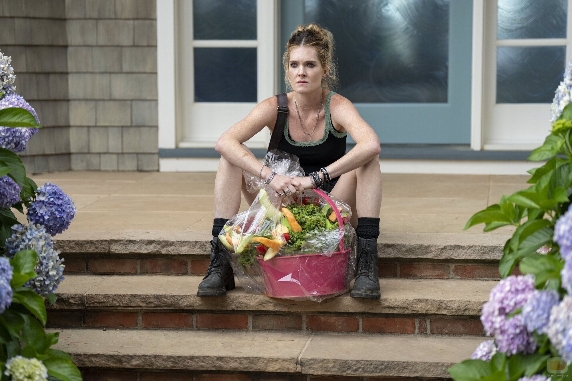 Meghann Fahy en el 1x01 de 'Sirens'