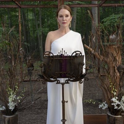 Julianne Moore en 'Garras' de 'Sirenas'