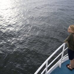 Milly Alcock en el 1x04 de 'Sirens'